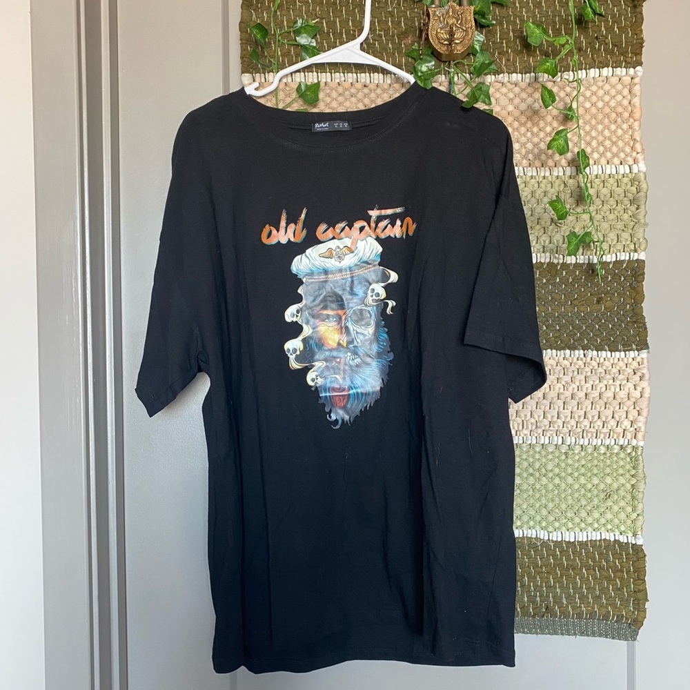 Old Captain Graphic Tee